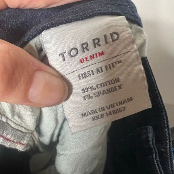 Torrid Flare Jeans NEW sz 22W - Picture 9 of 10